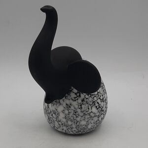 Archimede Seguso 1950s Murano Art Glass Elephant Trunk Up Nero Bianco Figurine